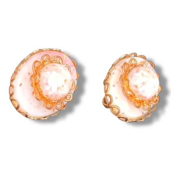 Vintage Ivory White Pink Copper Clip On Earrings Event Wedding - Picture 1 of 8